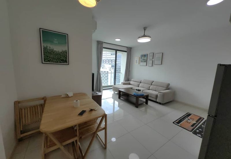 The M @ Medini Macrolink