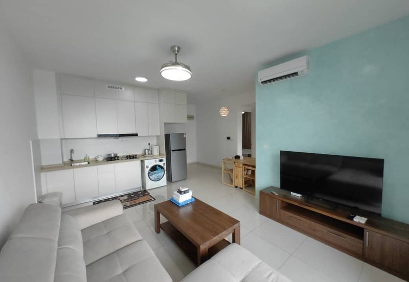 The M @ Medini Macrolink