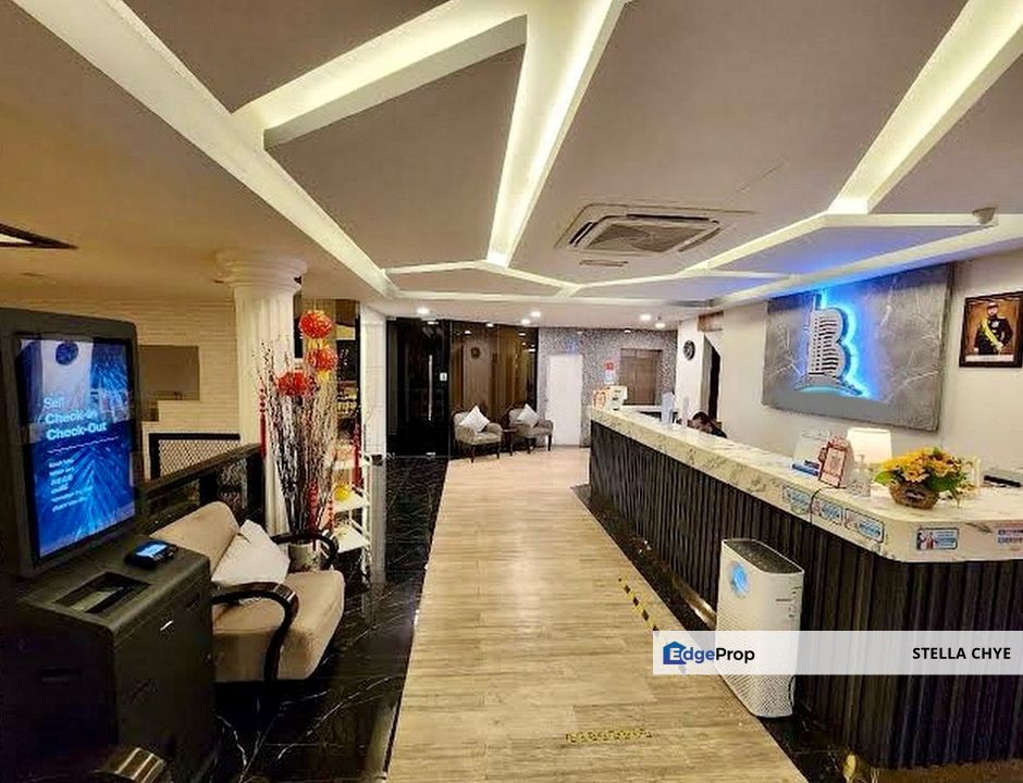 Taman Nusa Bestari, Skudai. 3.5 storey Shop Hotel for Sale - Super Good Condition , Johor, 