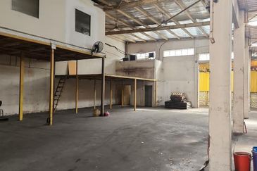 Jalan Wira, Taman Tan Sri Yacob, Skudai. Semi Detached Factory for Sale 