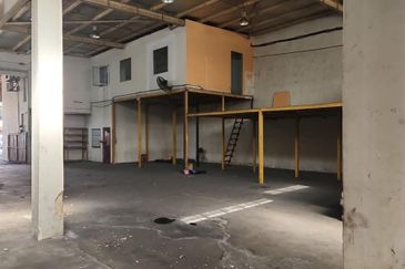 Jalan Wira, Taman Tan Sri Yacob, Skudai. Semi Detached Factory for Sale 