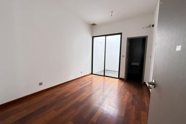 The Canal Garden South, Horizon Hills