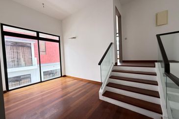 The Canal Garden South, Horizon Hills