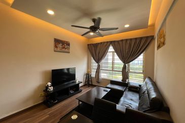 Midas Perling Apartment