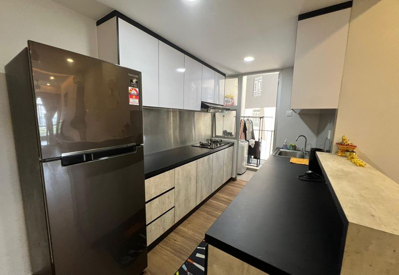 Midas Perling Apartment