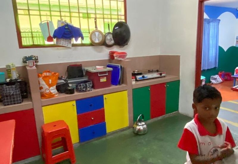 Bukit Indah Jalan Indah 18-Semi Detached 