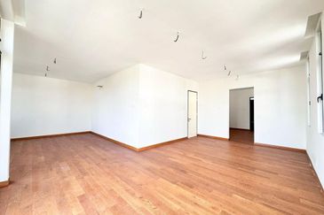 Nusa Sentral Winter Pavillion/Iskandar Puteri/3 storey Semi Detached house 