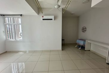 Nusa Sentral,Iskandar Puteri/CLUSTER HOUSE FOR SALE 