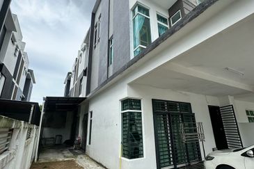 Nusa Sentral,Iskandar Puteri/CLUSTER HOUSE FOR SALE 
