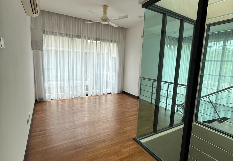 Bayou Creek, Leisure Farm