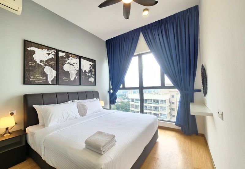 Baypoint @ Country Garden Danga Bay