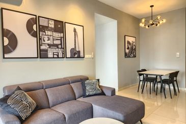 Baypoint @ Country Garden Danga Bay