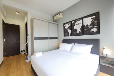 Baypoint @ Country Garden Danga Bay