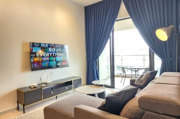 Baypoint @ Country Garden Danga Bay