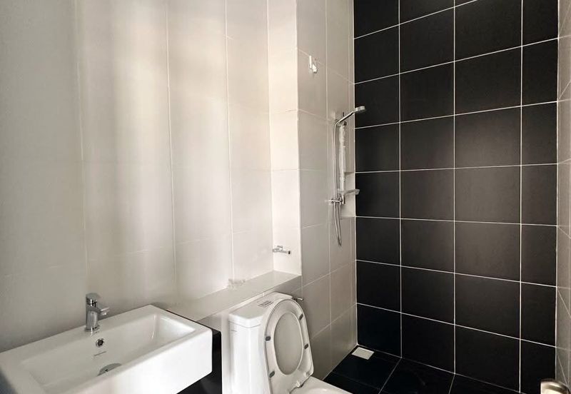 Tate Dalton @ Eco Botanic 2