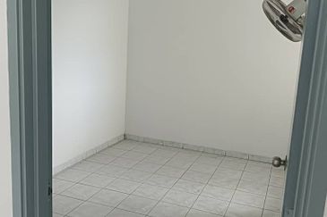 Pangsapuri Subang Suria