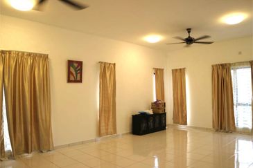 Setia Permai 2 Double Storey Terrace House Setia Alam P/Furnished 