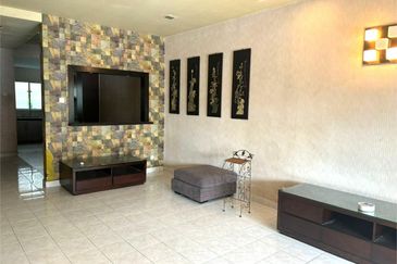 Jalan Spektrum U16 @ Taman Bukit Subang