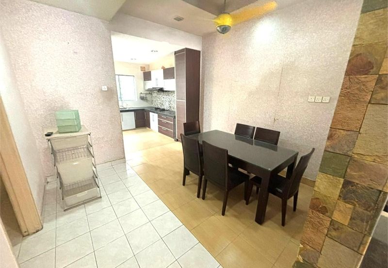 Jalan Spektrum U16 @ Taman Bukit Subang