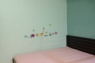 Jalan Spektrum U16 @ Taman Bukit Subang