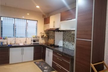 Jalan Spektrum U16 @ Taman Bukit Subang