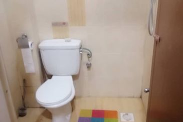 Jalan Spektrum U16 @ Taman Bukit Subang