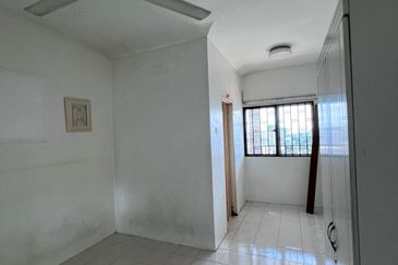 Indahria Apartment