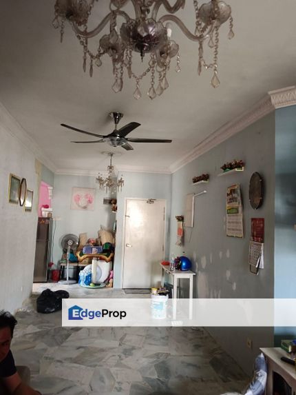Taman Subang Perdana Pangsapuri Daisy Shah Alam 870 sqft Bumi Lot, Selangor, Subang