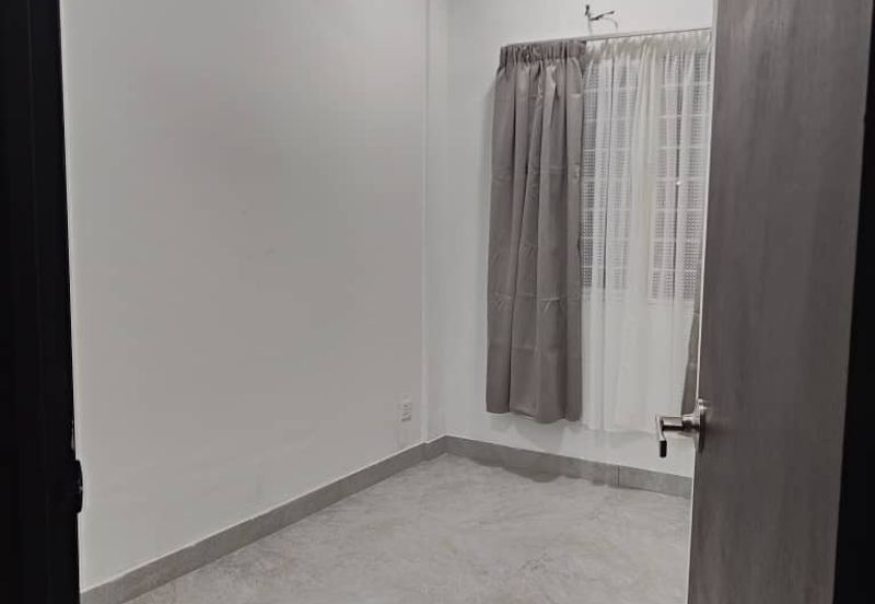 Pearl Point Condominium