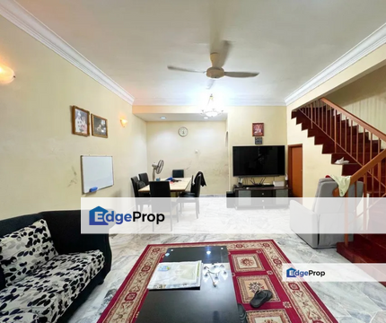 Taman Pinggiran Subang Jalan Pluto Double Storey Terrace House Extended Kitchen Facing South 20x70, Selangor, Subang