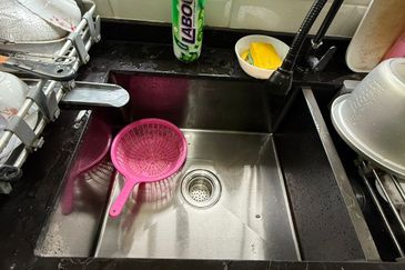 Villa Concept Luxury Style Bungalow House in Amber Bungalows, Subang Bestari [Spacious Land/Corner Lot]