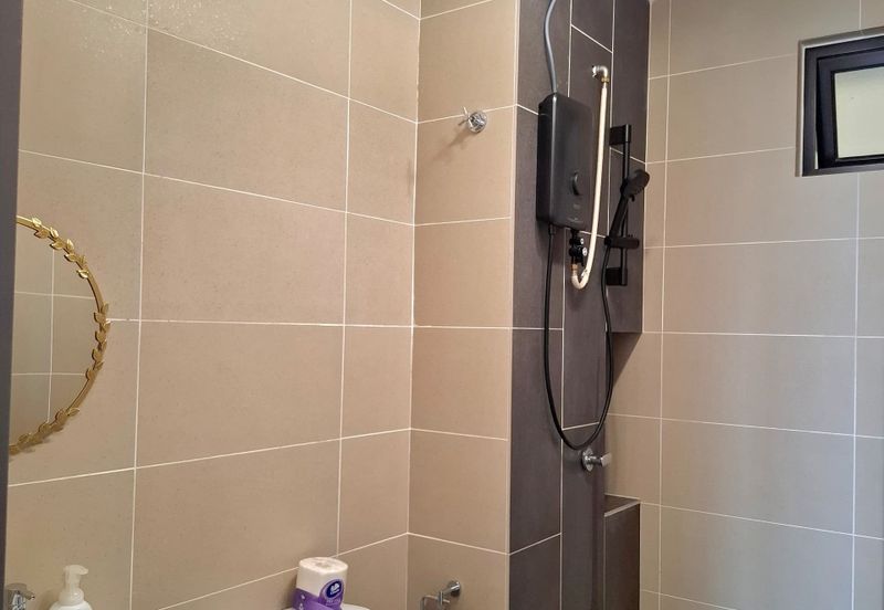 Zentro Residences @ 16 Sierra