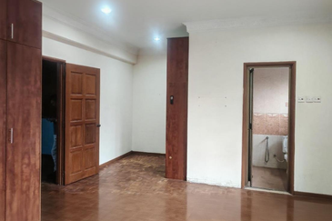 Taman Saujana Puchong