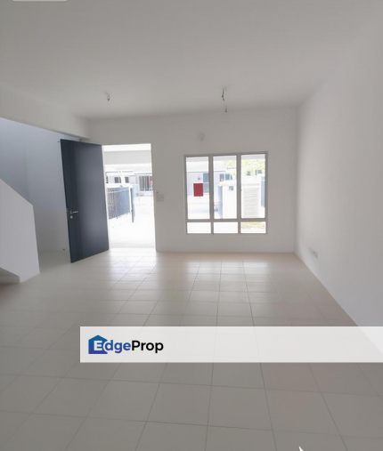 BELOW MARKET VALUE!!! Taman Iringan Bayu 2 Storey Terrace House Seremban, Negeri Sembilan, Seremban