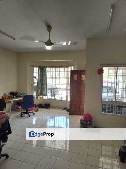 Taman Megah 3 Storey Superlink Terrace House Kepong, Kuala Lumpur, Kepong