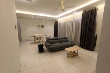 Zefer Hill Residence