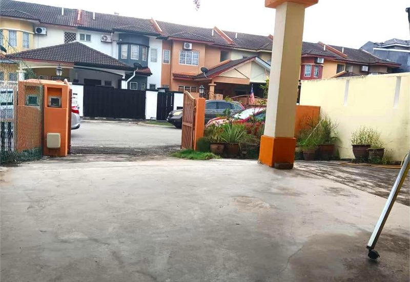 Taman Amanputra, Puchong South