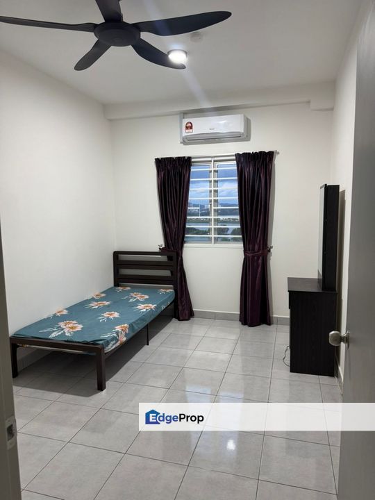 Idaman BSP, Bandar Saujana Putra, Selangor Apartment 2 CARPARK 3 AIRCONDS FULL CABINET IN ALL ROOMS FULL HEIGHT COMPLETE SET BUILT-IN KITCHEN CABINET, Selangor, Bandar Saujana Putra