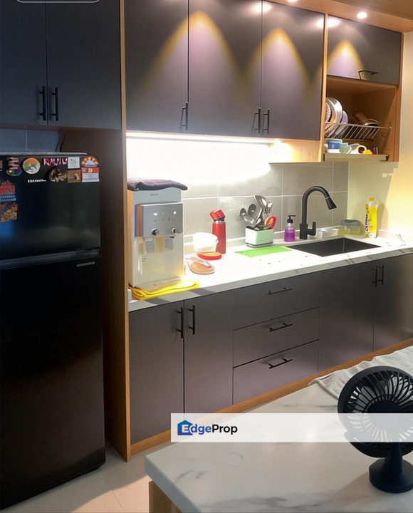 Idaman BSP, Bandar Saujana Putra, Selangor Apartment 2 CARPARK 3 AIRCONDS FULL CABINET IN ALL ROOMS FULL HEIGHT COMPLETE SET BUILT-IN KITCHEN CABINET, Selangor, Bandar Saujana Putra