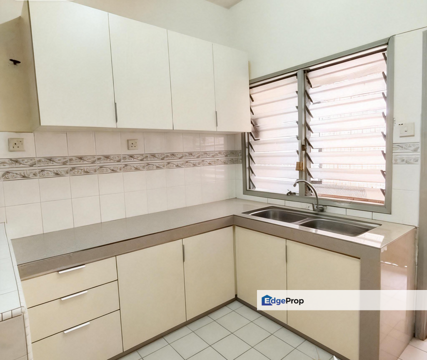 USJ 20, USJ, Selangor 2 Storey Terrace House 🔑KITCHEN CABINET 2 AIRCONDS 3 WATER HEATERS 🔑AUTOGATE, Selangor, USJ