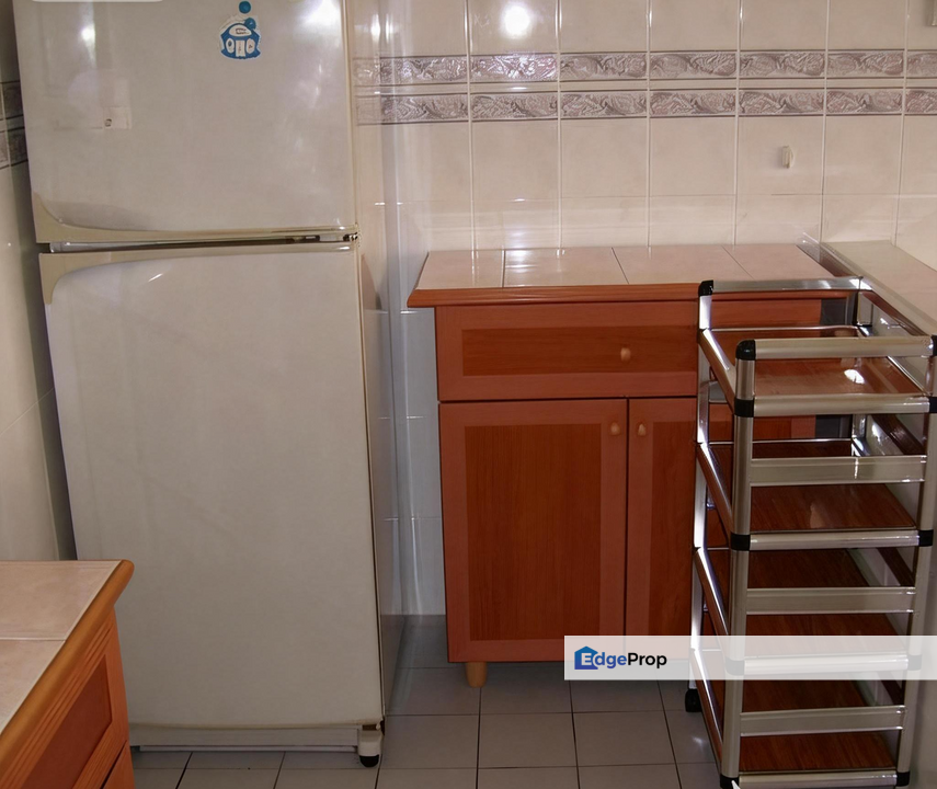 USJ 20, USJ, Selangor 2 Storey Terrace House 🔑KITCHEN CABINET 2 AIRCONDS 3 WATER HEATERS 🔑AUTOGATE, Selangor, USJ