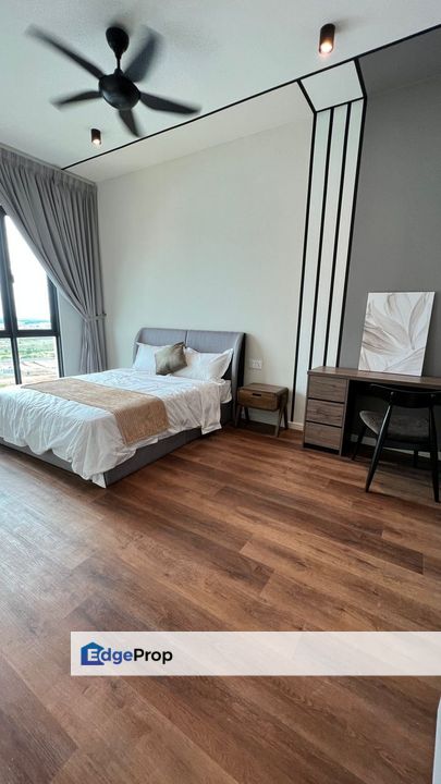 Suasana @ Utropolis few unit on hand, Penang, Simpang Ampat