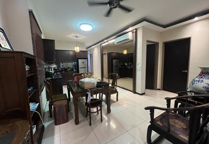 Arasia Perdana (The Clovers)