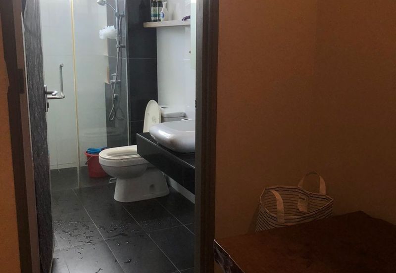 Arasia Perdana (The Clovers)