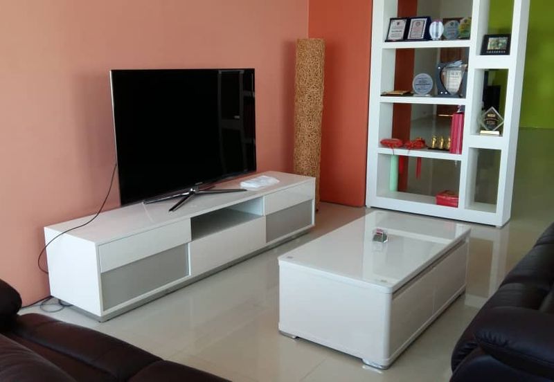 The View (Twin Towers)