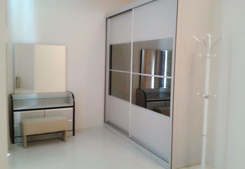 The View (Twin Towers)