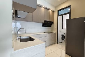 Queens Residences Q2