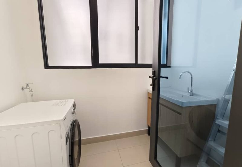 Queens Residences Q2