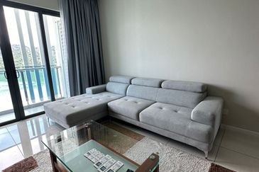 Queens Residences Q2