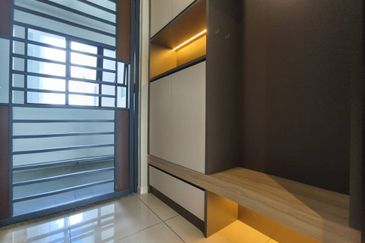 Queens Residences @ Queens Waterfront